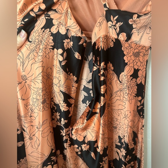 Lulu’s Tea Gardens Rusty Rose Floral Print Satin Maxi Dress - Picture 11 of 16
